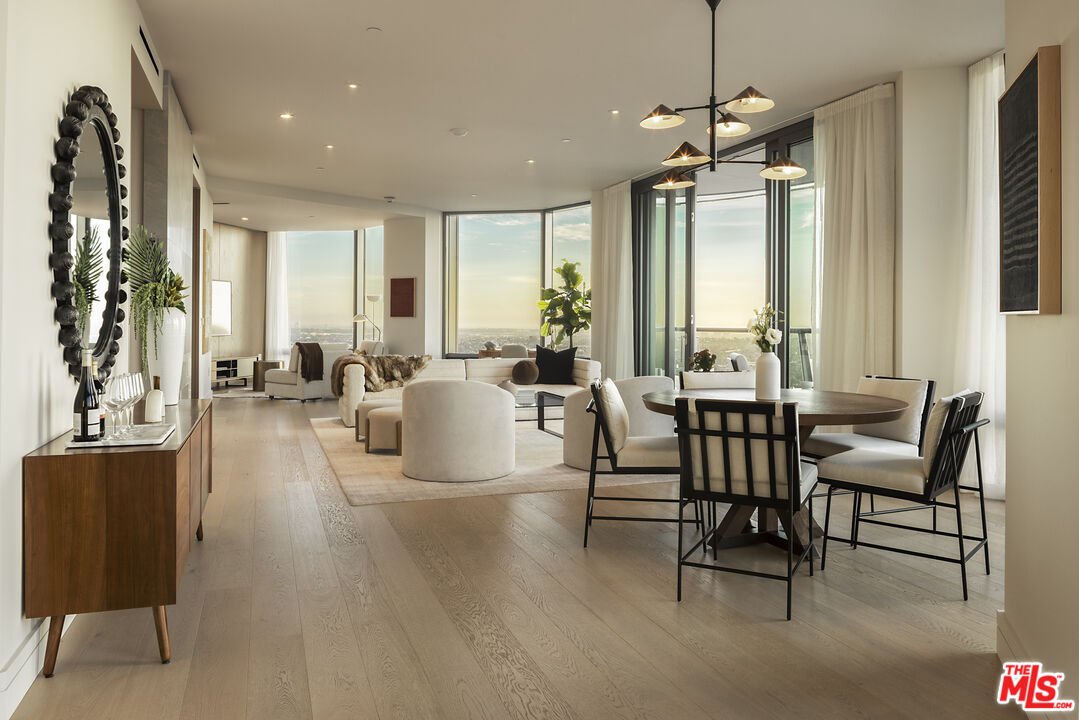 Condo Los Angeles In Los Angeles, California, United States For Sale ...