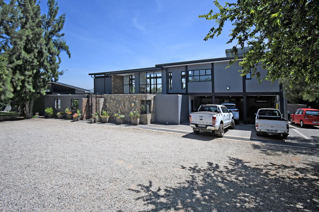 House in Chartwell, Gauteng, South Africa 3 - 15390606