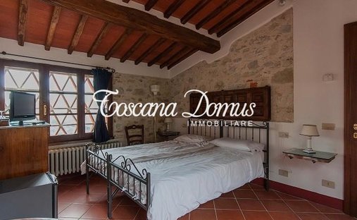 Farm Ranch in Castellina in Chianti, Tuscany, Italy 1