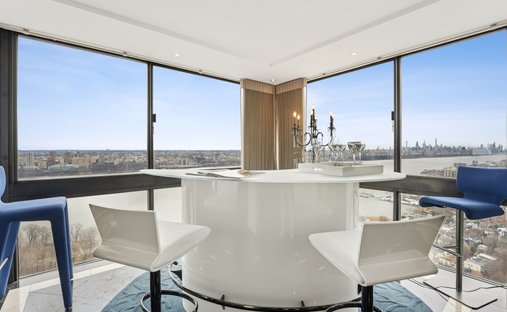 Condo in Fort Lee, New Jersey, United States 1