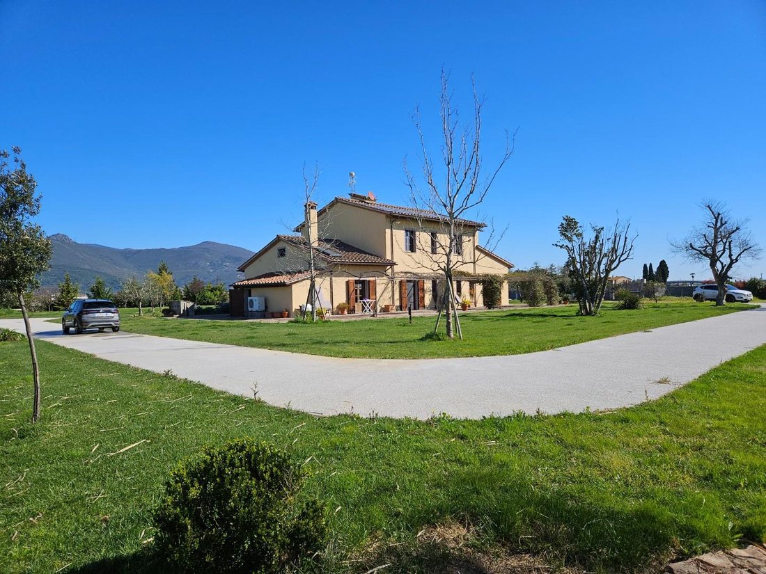 Country House in San Frediano a Settimo, Cascina, Tuscany 1 - 15391913