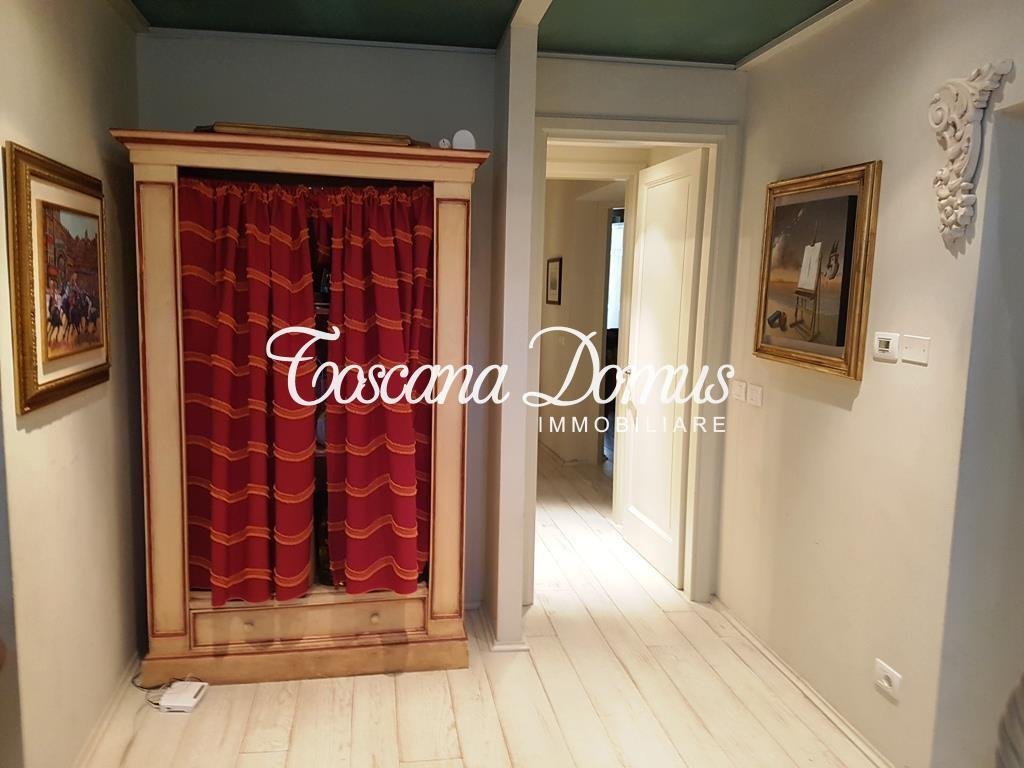 Apartment in Historic Center, Siena, Tuscany 2 - 14167060