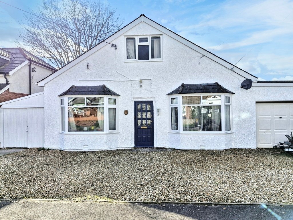 House in Yeovil, England 1 - 15391104