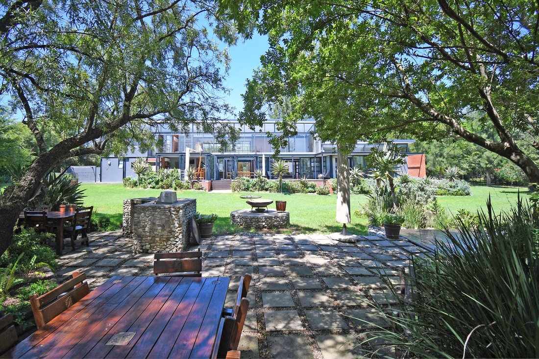 House in Chartwell, Gauteng, South Africa 1 - 15390606