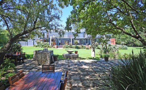 House in Chartwell, Gauteng, South Africa 1