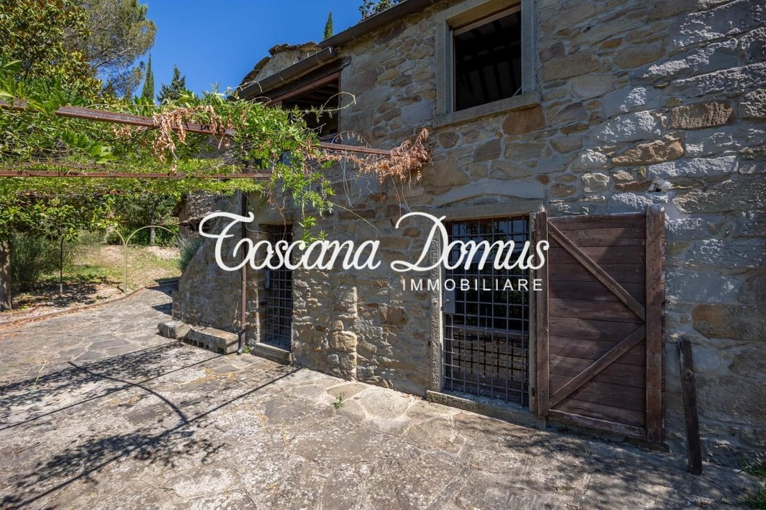 Farm Ranch in Center, Cortona, Tuscany 2 - 15135858