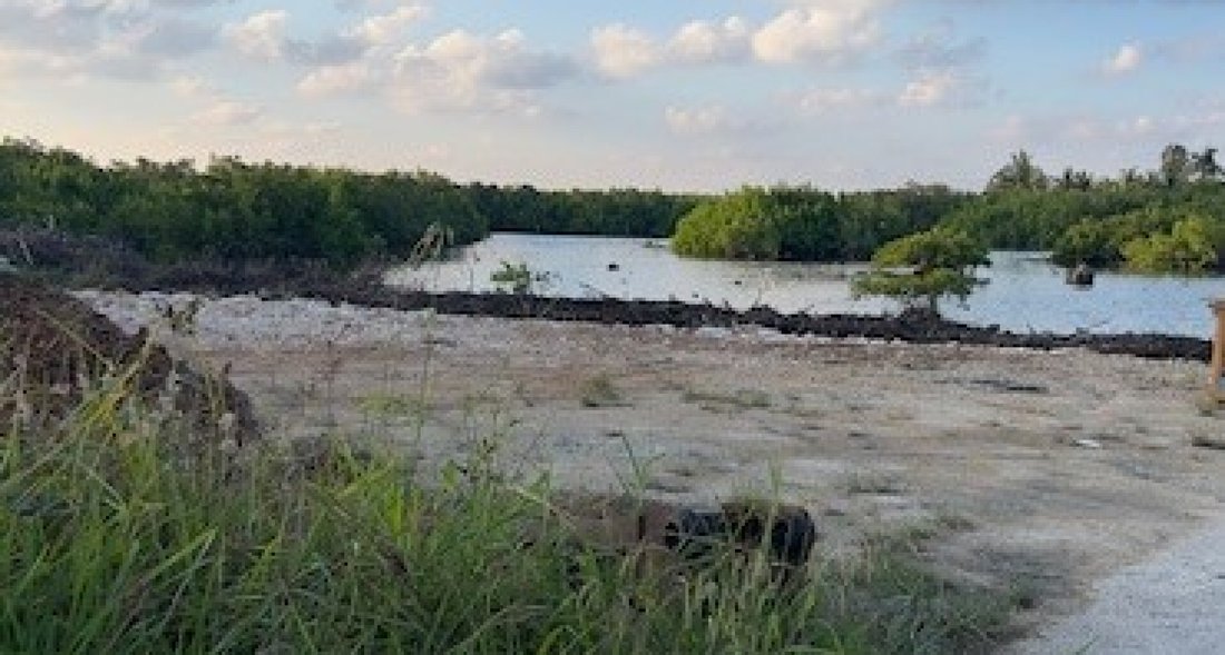 House in Bodden Town, Bodden Town, Cayman Islands 5 - 15312379