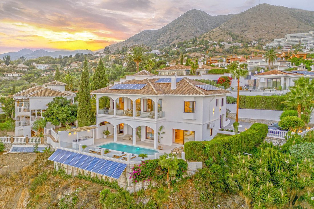 Villa in Benalmadena, Andalusia, Spain 1 - 15393653