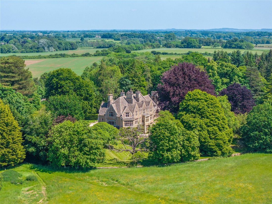 House in Ampney Crucis, England 2 - 15394174