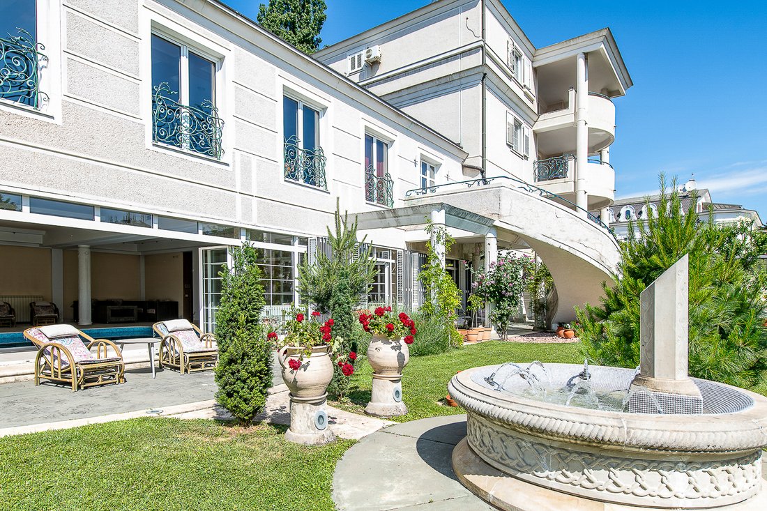 Townhouse in Beograd, Serbia 1 - 15394180