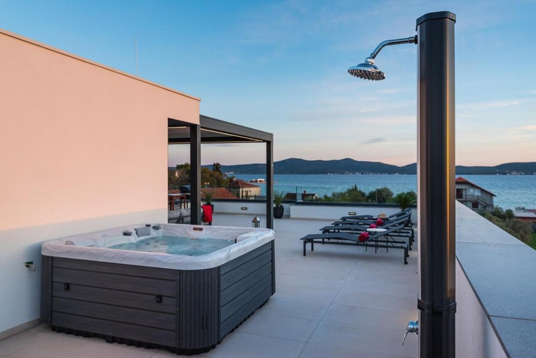 Apartment in Mjesni odbor Vostarnica, Zadar, Zadar County 4 - 15394318