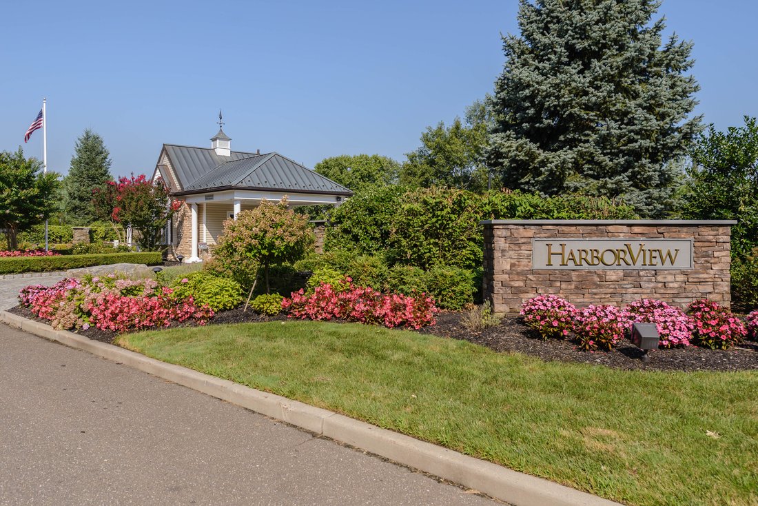 Condo in Port Washington, New York, United States 1 - 15394457