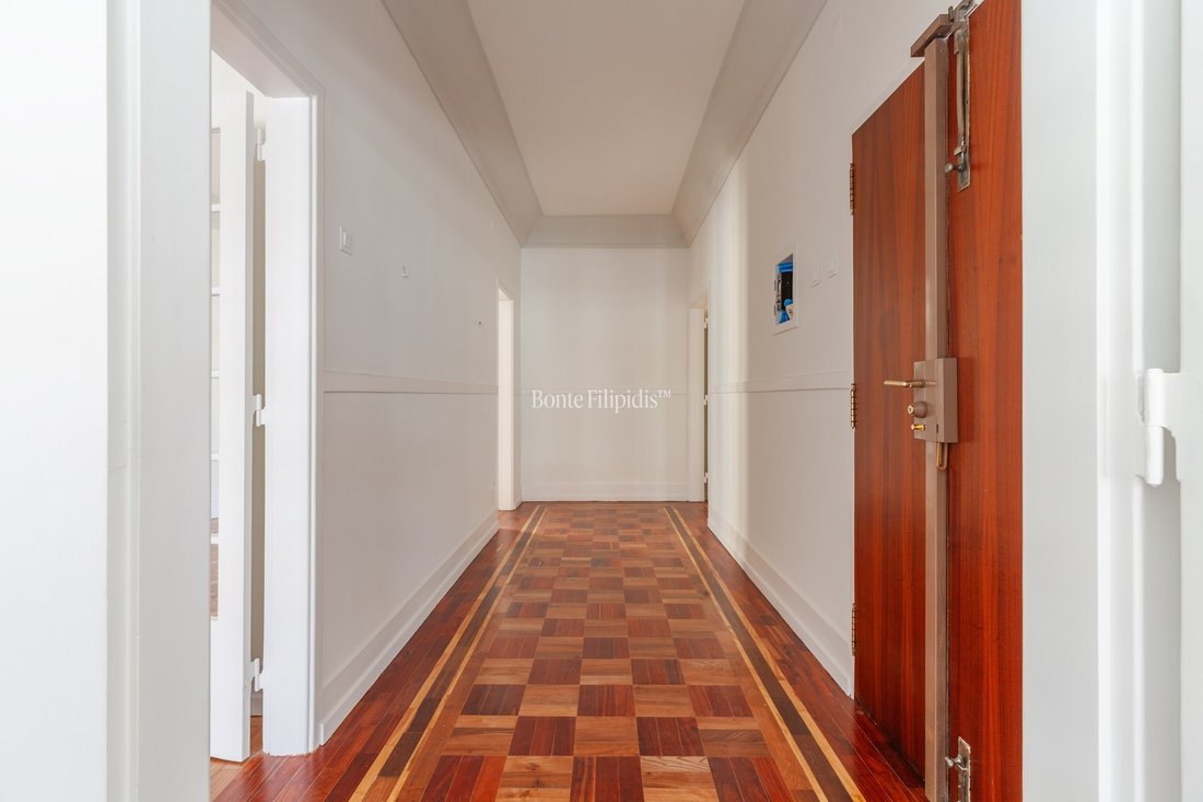 Apartment in Santo Antonio, Lisbon, Portugal 5 - 15394876