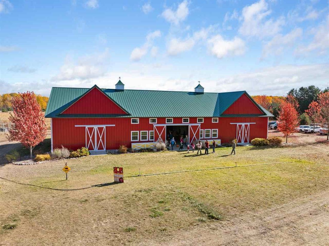 House in Alanson, Michigan, United States 1 - 15394799
