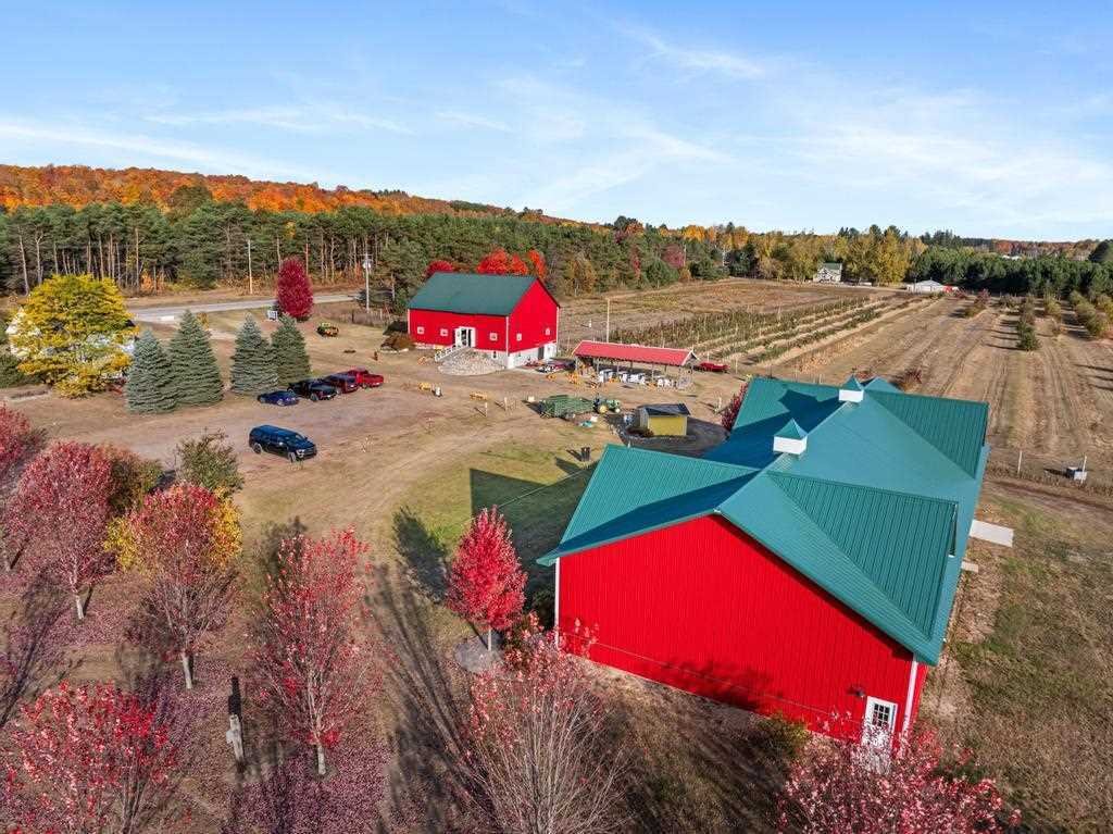 House in Alanson, Michigan, United States 3 - 15394799