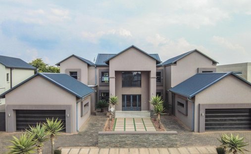 House in Serengeti Golf and Wildlife Estate, Gauteng, South Africa 1