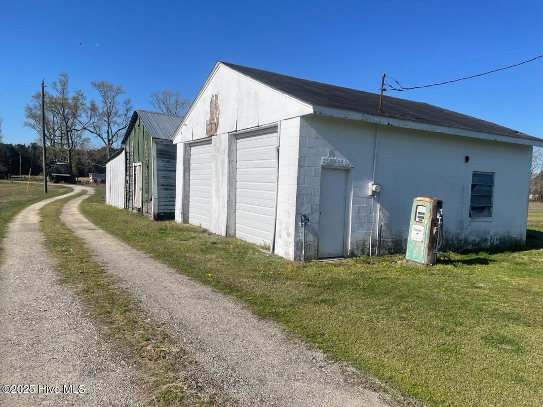 House in Tarboro, North Carolina, United States 5 - 15395908