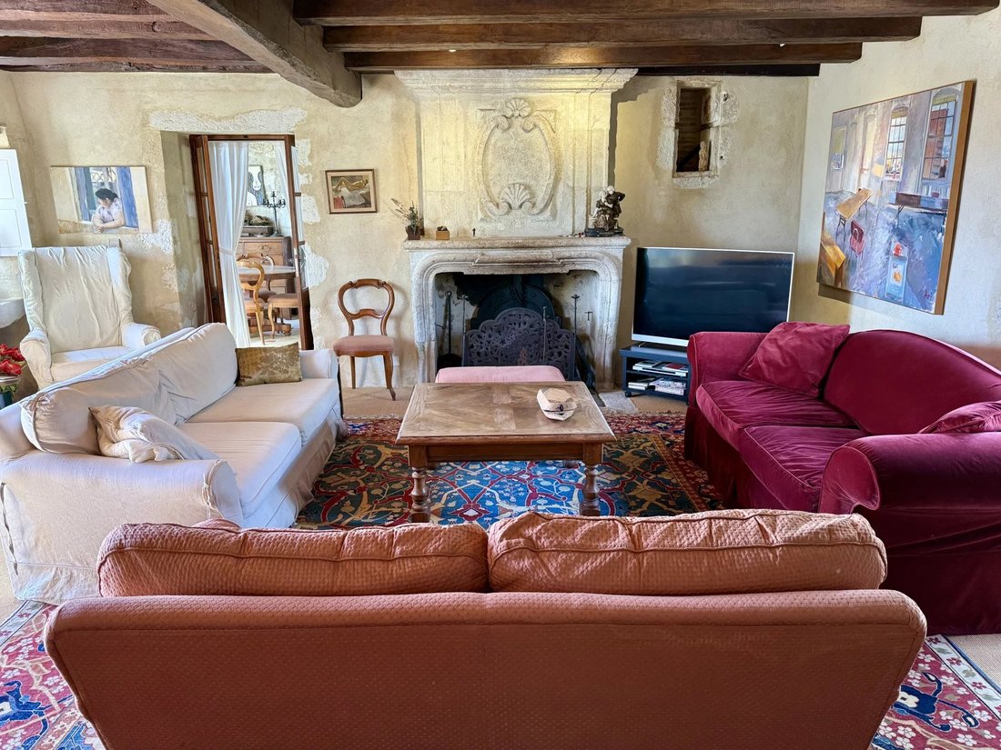 House in Saint-Antoine-de-Breuilh, Nouvelle-Aquitaine, France 3 - 15396221