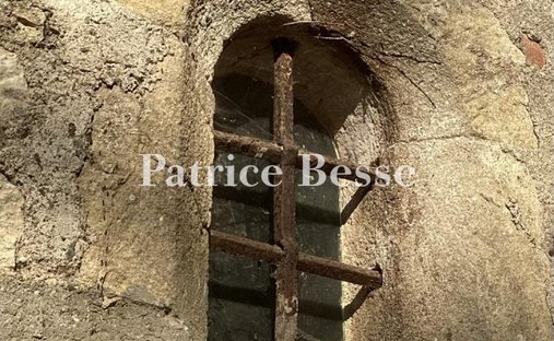 Castle for Sale in Penne-d'Agenais, Nouvelle-Aquitaine, France