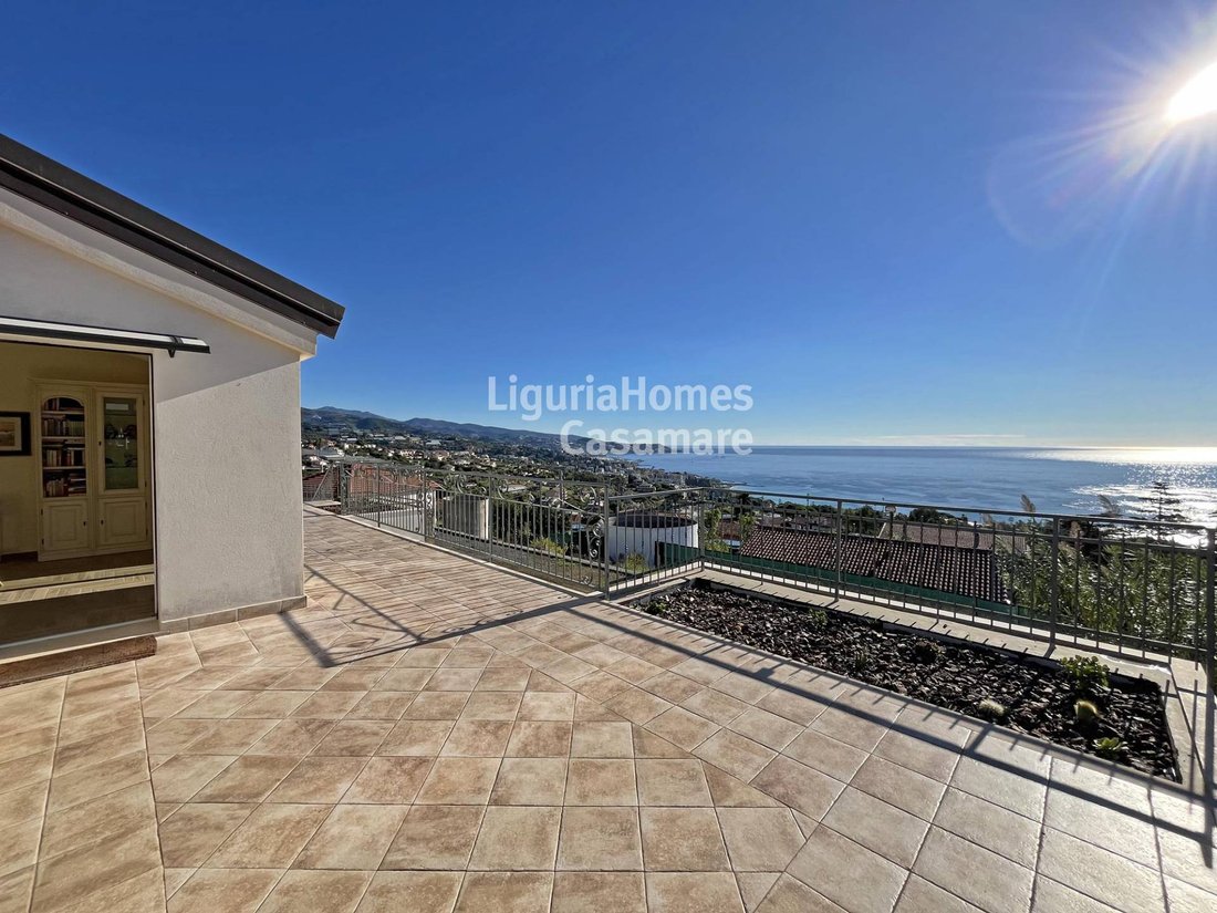 Villa in Coldirodi, Sanremo, Italy 1 - 14809352