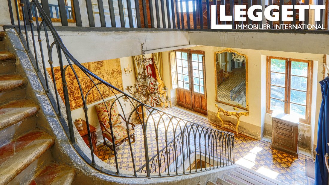 Château des Murmures: A 17th-Century Provençal Reverie in the Luberon’s Embrace