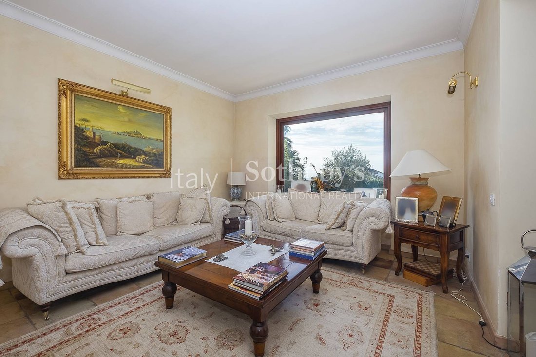 House in Castagnole-Spinabella-Montecrescenzio, Marino, Lazio 2 - 12384654