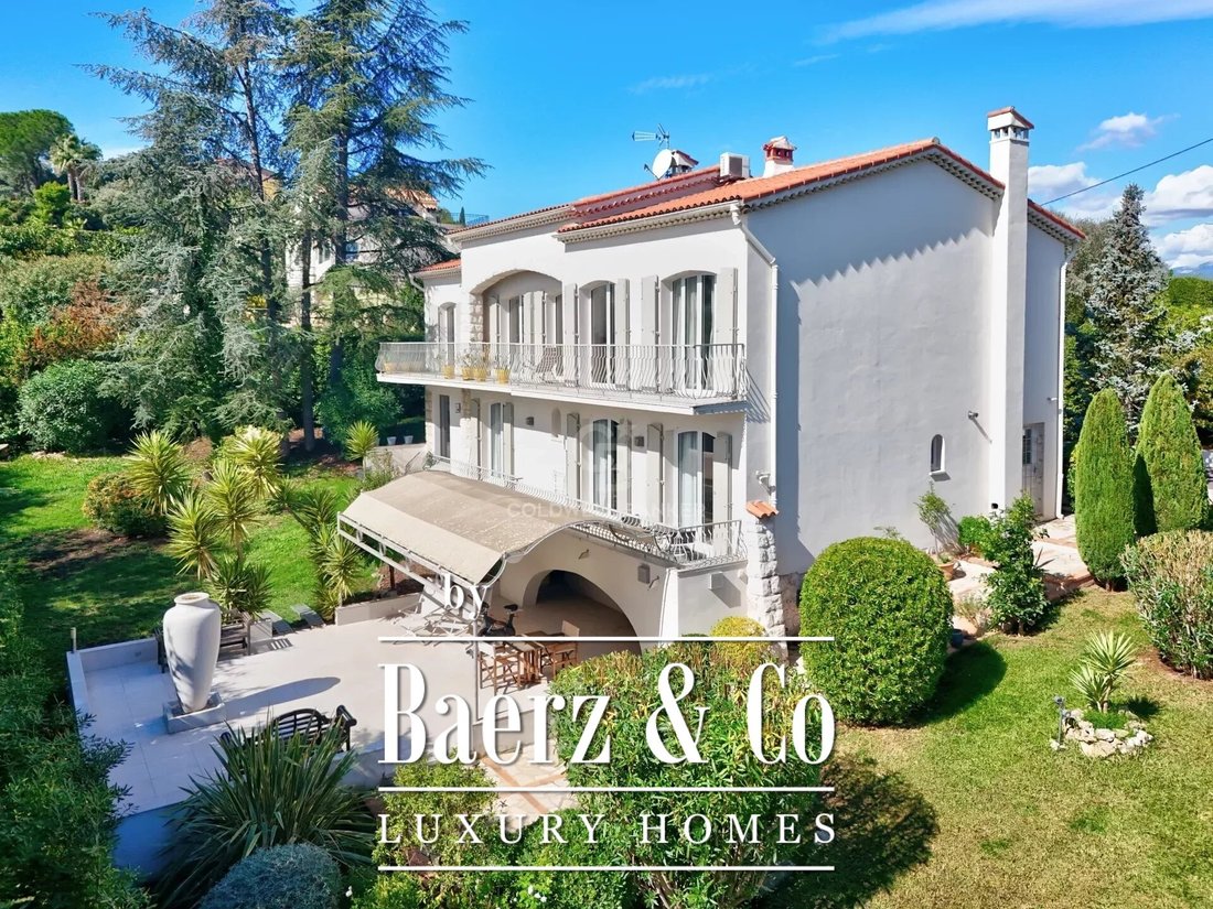 Villa in Mougins, Provence-Alpes-Côte d'Azur, France 2 - 14663289