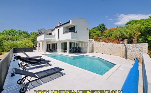 House in Vrbnik, Primorje-Gorski Kotar County, Croatia 1