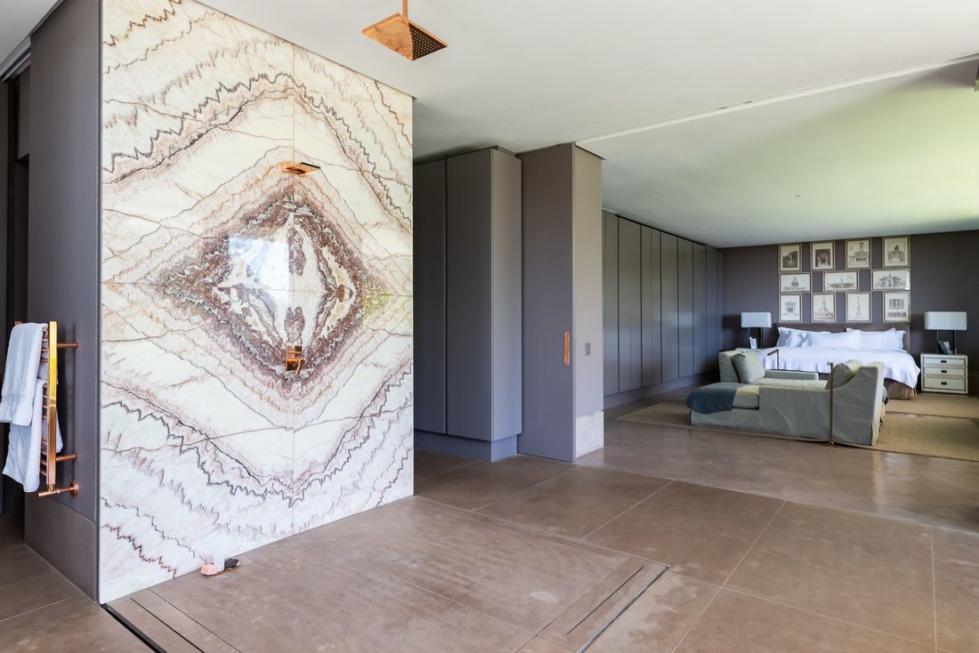 Casa en Bishopscourt, Ciudad del Cabo, Sudáfrica 4 - 15396254