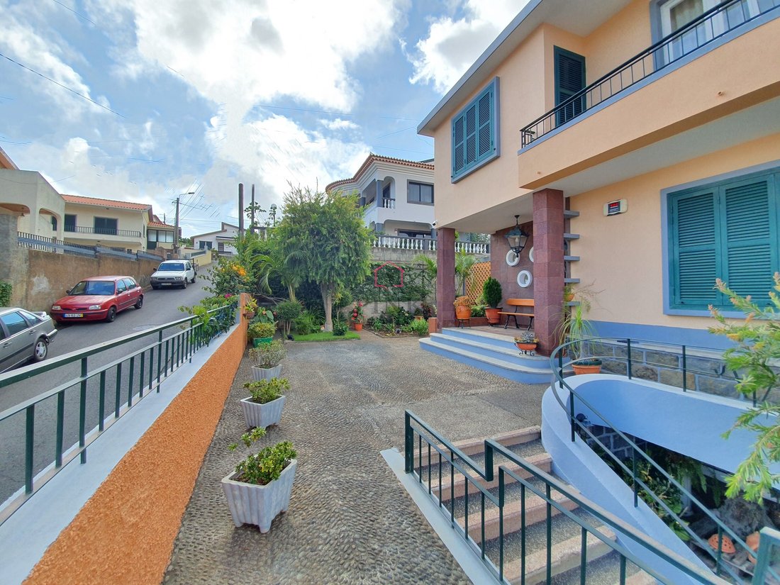 Villa in Funchal, Madeira, Portugal 3 - 15366607