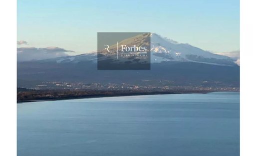 Land in Augusta, Sicily, Italy 1
