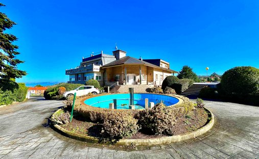 Villa a Bergondo, Galizia, Spagna 1