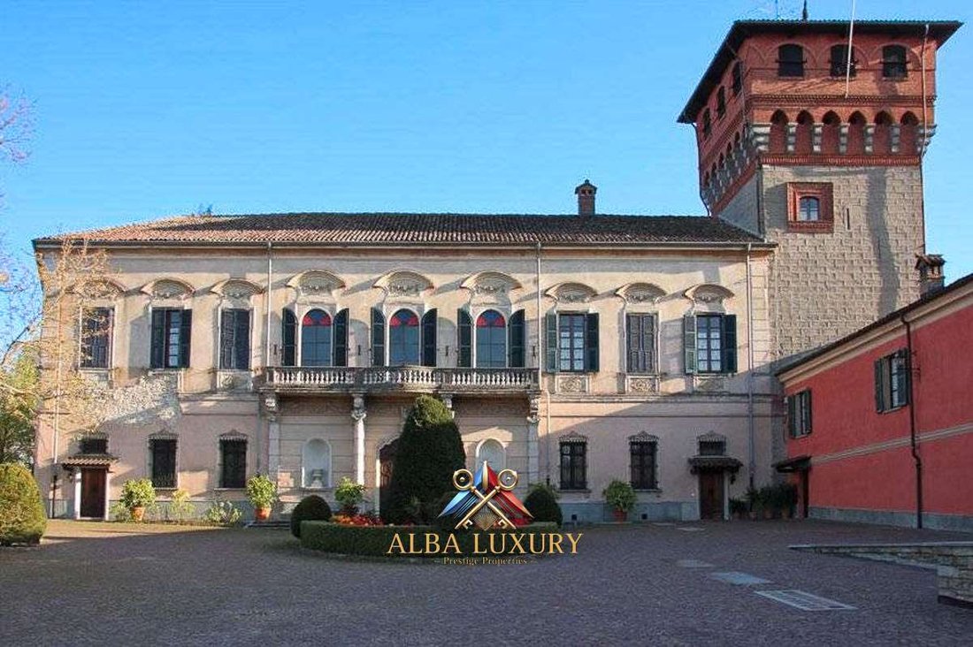 Chateau in Piedmont, Italy 3 - 15396285