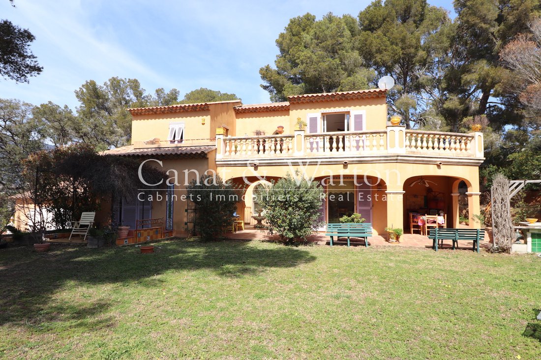 Villa en Sud, Cavalaire-sur-Mer, Francia 1 - 15396699