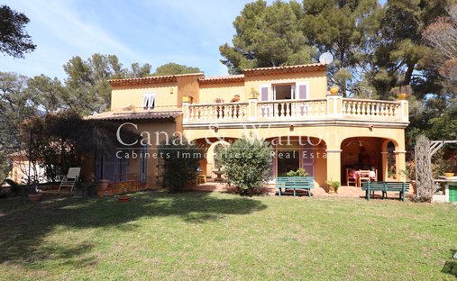 Villa in Sud, Cavalaire-sur-Mer, France 1