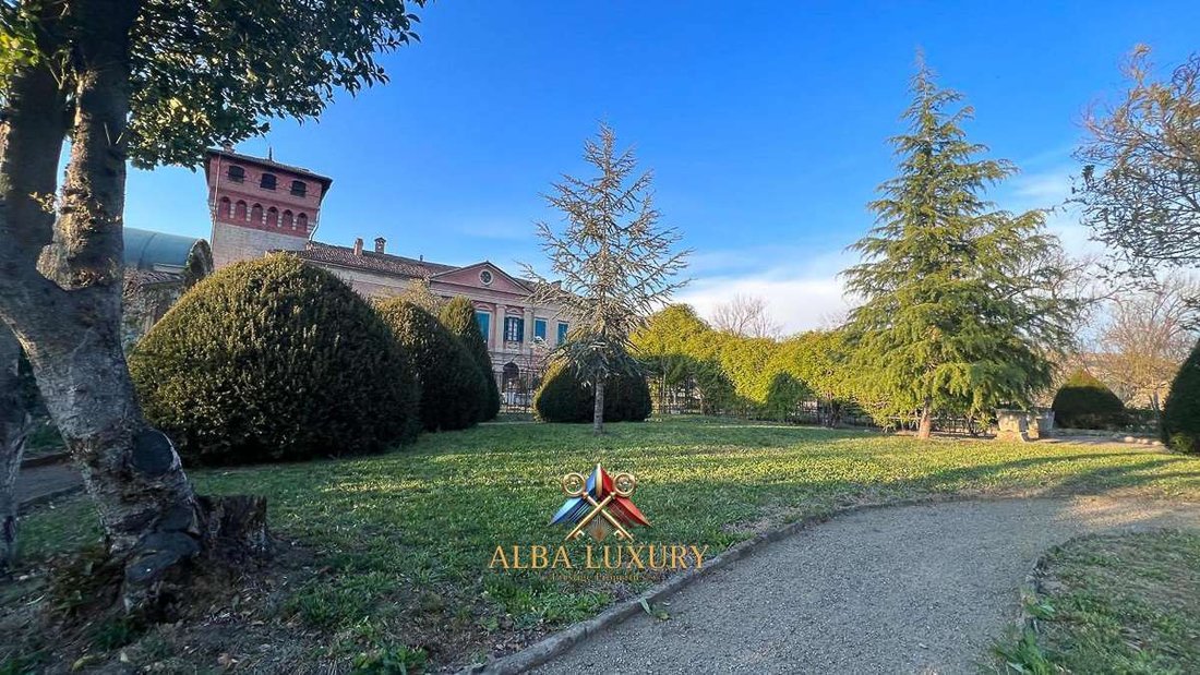 Chateau in Piedmont, Italy 5 - 15396285
