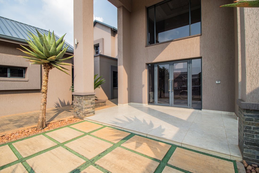 House in Serengeti Golf and Wildlife Estate, Gauteng, South Africa 5 - 15397051