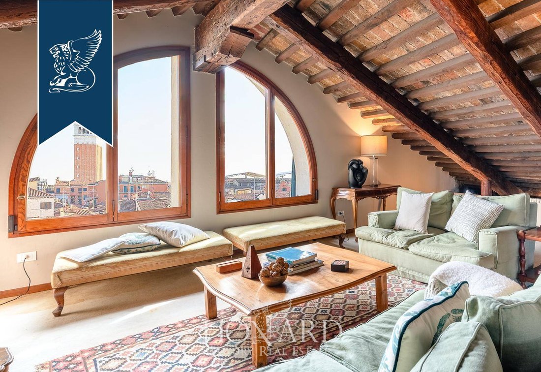 Villa in San Marco, Venice, Italy 3 - 15282549