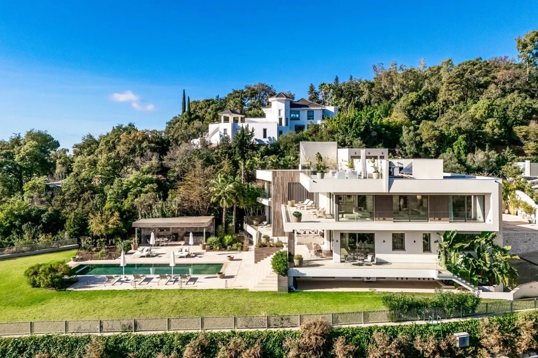 Villa in La Zagaleta, Benahavis, Andalusia 1 - 14982507
