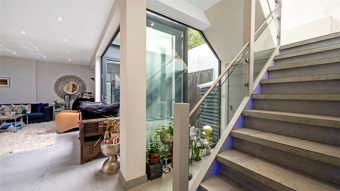 House in St John's Wood, Westminster, England 1 - 15307934