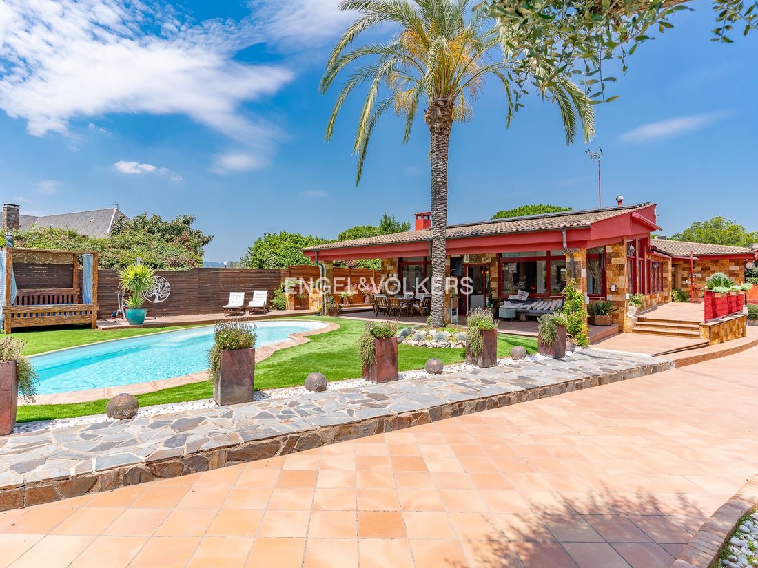 House in Canovelles, Catalonia, Spain 1 - 14947873
