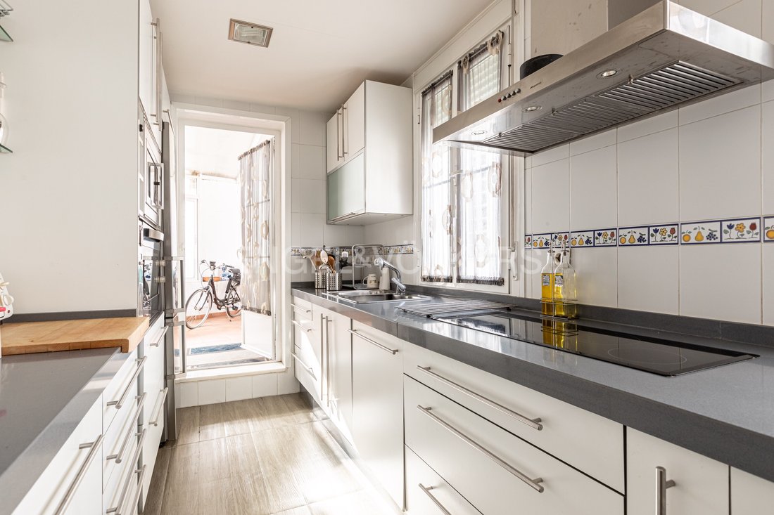Penthouse in Casco Antiguo, Seville, Spain 3 - 14991470