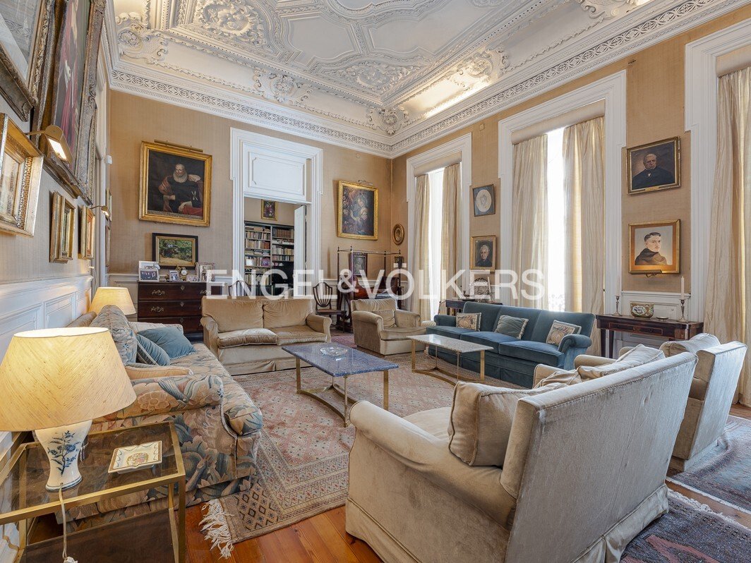 House in Misericordia, Lisbon, Portugal 3 - 13112629