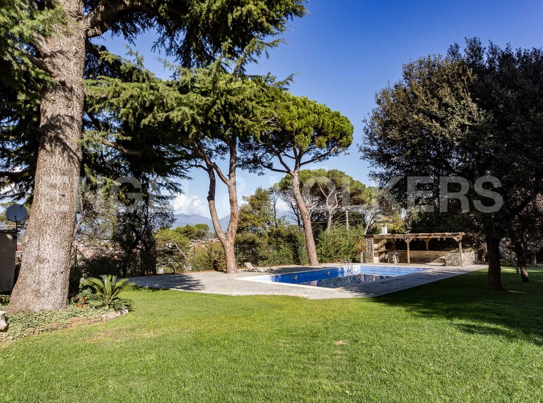 Finca in Llinars del Valles, Catalonia, Spain 2 - 13476210
