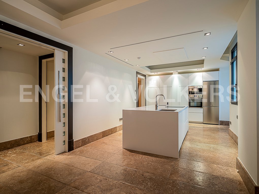 Apartment in Los Remedios, Seville, Spain 2 - 13144941