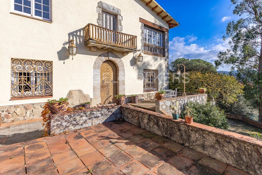 House in Montornes del Valles, Catalonia, Spain 4 - 15012935
