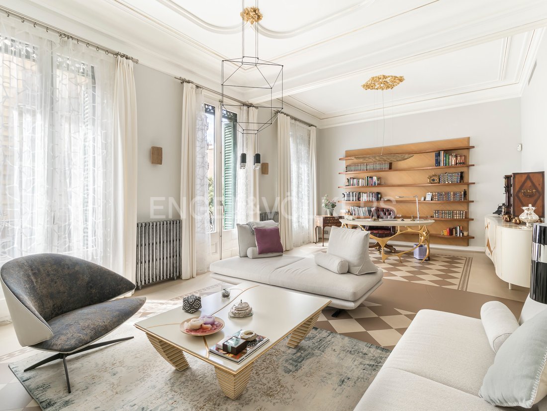 Apartment in Eixample, Barcelona, Spain 1 - 13914530