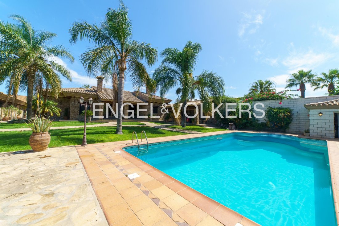 House in Chiclana de la Frontera, Andalusia, Spain 1 - 14578281