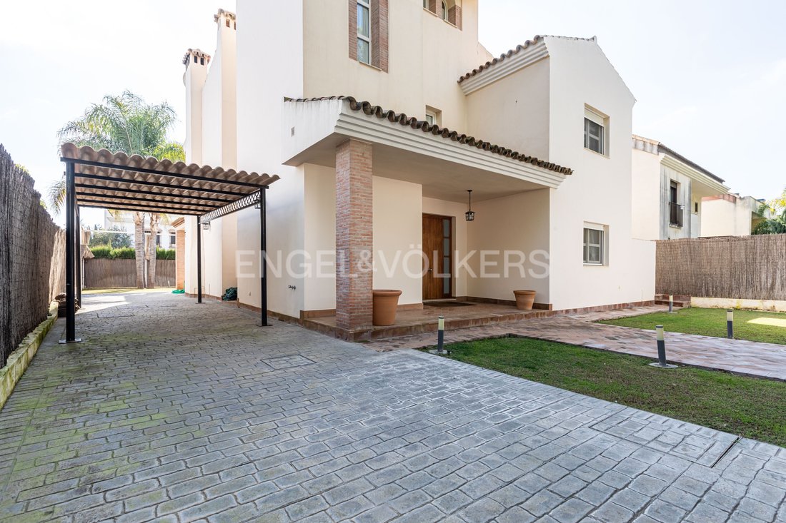 Townhouse en Bormujos, Andalucía, España 2 - 15264861