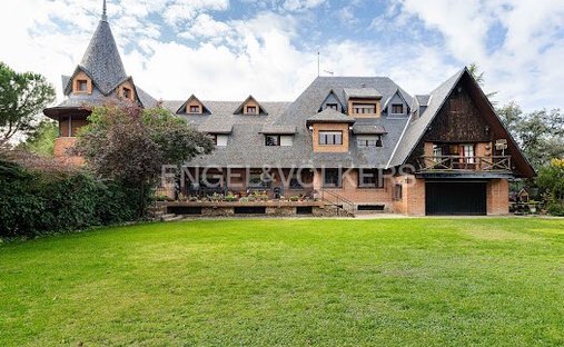 House in Villanueva de la Canada, Comunidad de Madrid, Spain 1